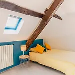 Maison En Pierres Au Coeur Du Village Medieval De בית נופש