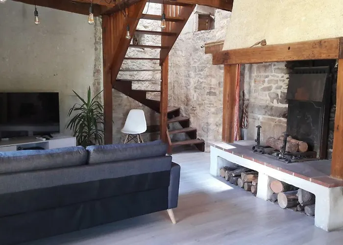 Maison En Pierres Au Coeur Du Village Medieval De Ferienhaus *