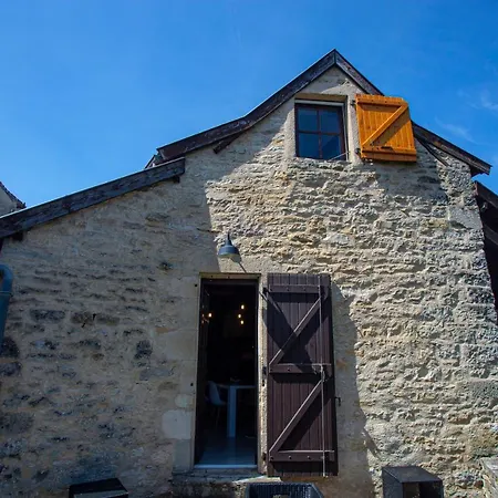 Maison En Pierres Au Coeur Du Village Médiéval De * Villeneuve-dʼAveyron