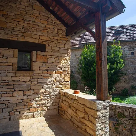 Maison En Pierres Au Coeur Du Village Médiéval De * Villeneuve-dʼAveyron