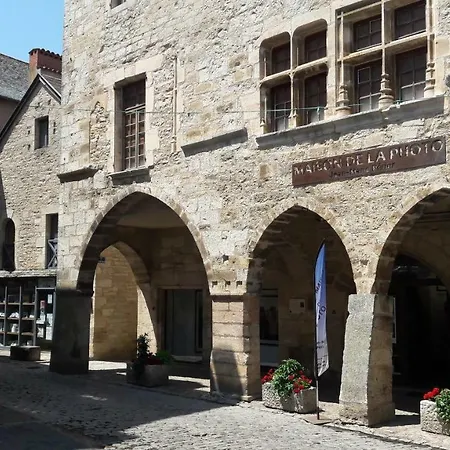 Maison En Pierres Au Coeur Du Village Médiéval De