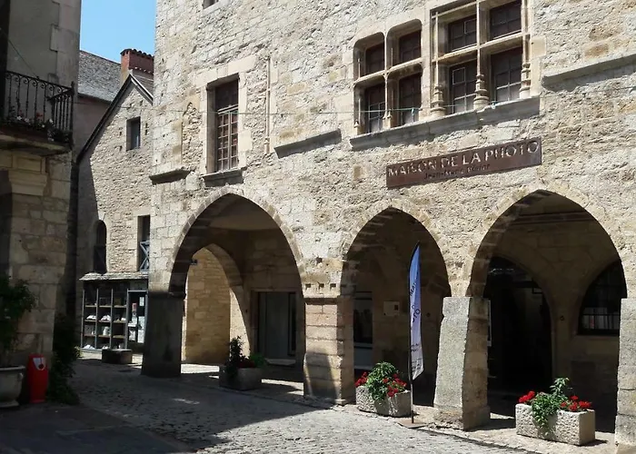 Maison En Pierres Au Coeur Du Village Médiéval De